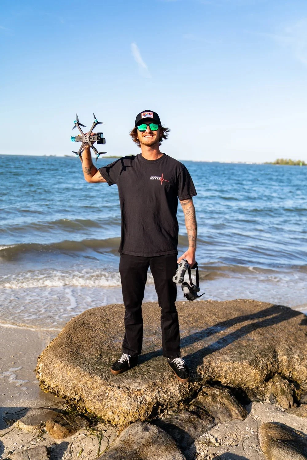 Hunter of @fpvhunts in FPV goggles
